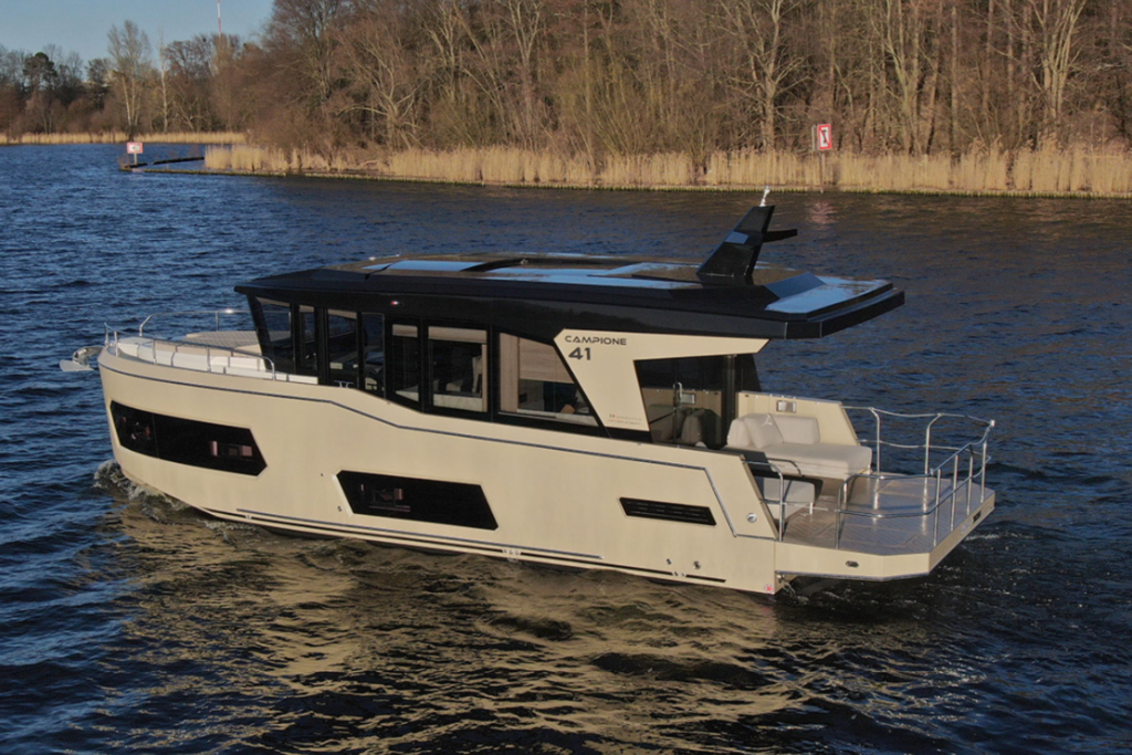 Cobra Yachts, Campione 41 Coupe